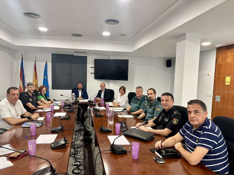 La Junta Local de Seguretat reunida a Rafelbunyol. EPDA