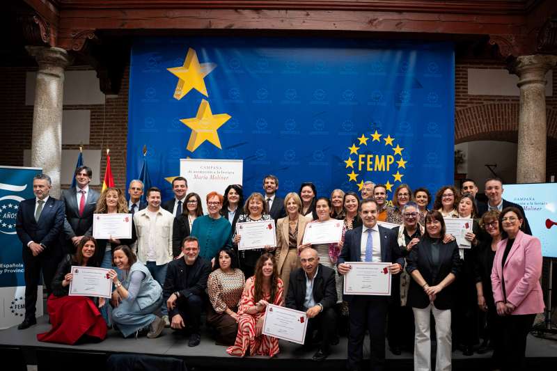 Acte dentrega dels guardons de la XXV Campanya d?Animaci� a la Lectura Mar�a Moliner. EPDA