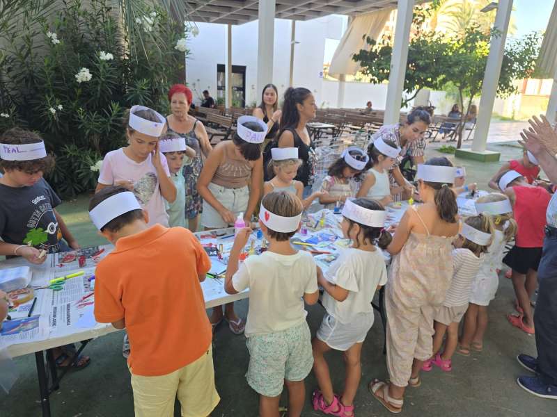 Talleres infantiles de la Cofrada Santsimo Cristo de la Vida.  EPDA 