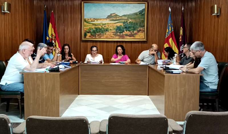 Instantánea del último pleno celebrado en el Ayuntamiento de Corbera, correspondiente al mes de julio. / A. C. 