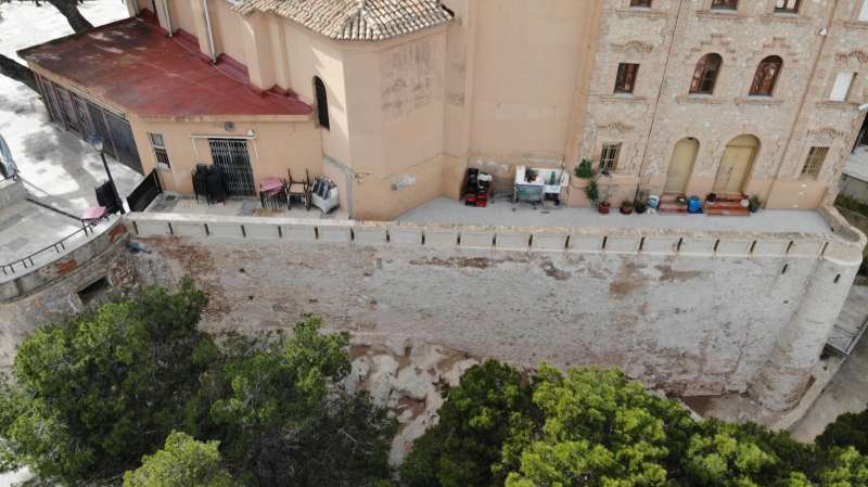 Imatge de la Muralla de Cullera captada per un dron.  EPDA
