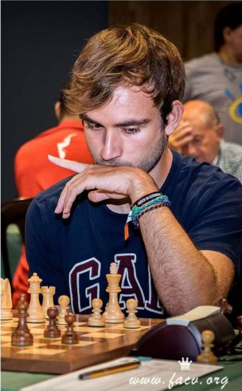 El MF Samuel Navarrete, fichaje estrella y ltimo refuerzo del Ribera Baixa-LAgricultura para Divisin de Honor. EPDA