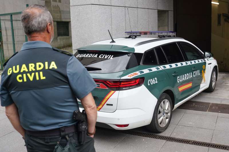Traslado de detenidos de la Guardia Civil. EFEPaco ParedesArchivo
