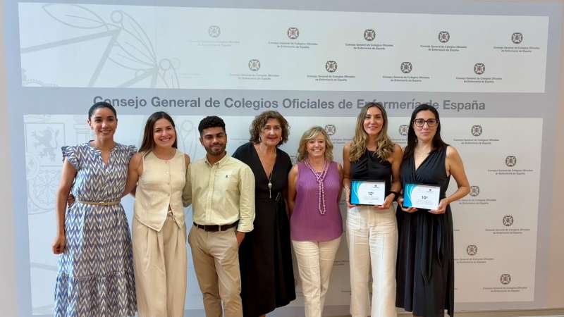 Foto de los representantes de los centros valencianos premiados.EPDA