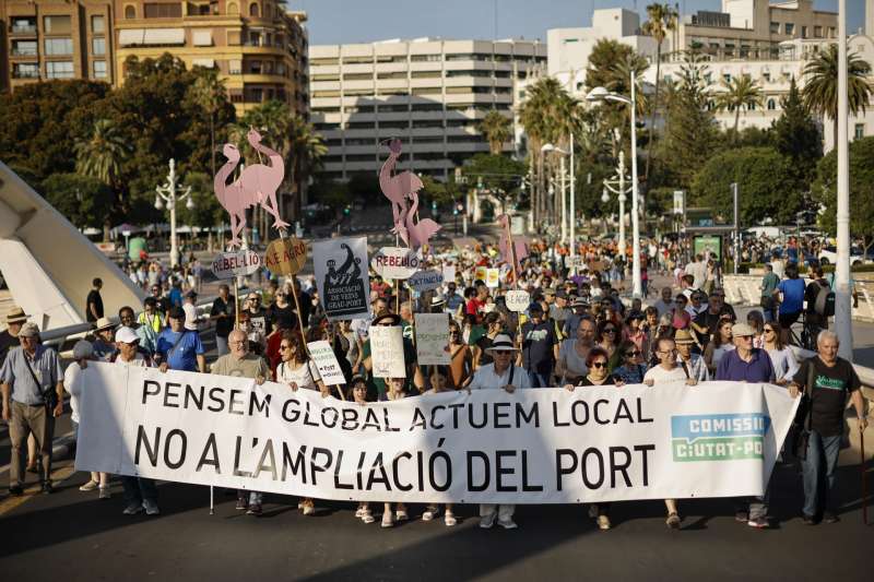 La Comissi Ciutat-Port convoca una manifestacin para decir no a la ampliacin del puerto. ArchivoEFEBiel Alio