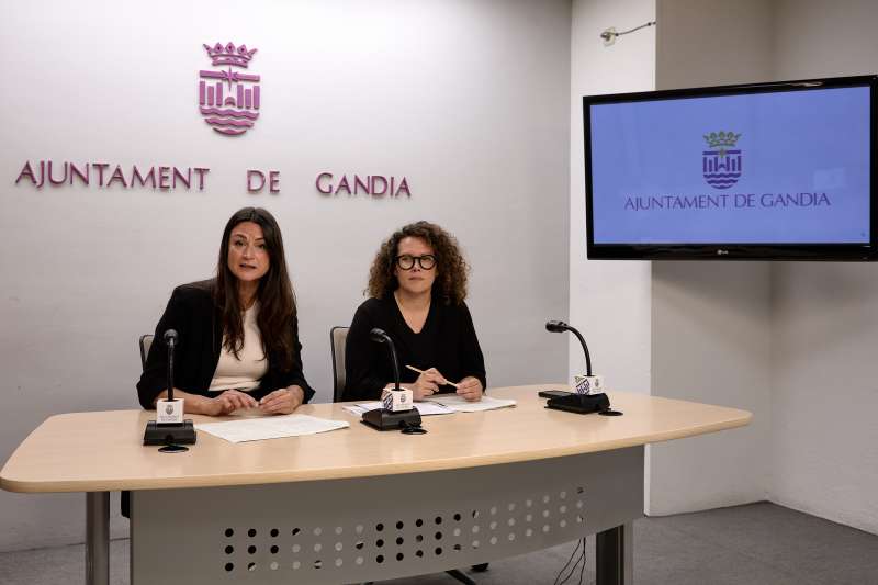 Les coportaveus del Govern local, Alcia Izquierdo i Balbina Sendra del Ajuntament de Gandia.  EPDA 