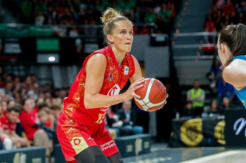 Leonie Fiebich, jugadora alemana que acaba de fichar por el Valencia Basket, durante su etapa en el Casademont Zaragoza. EFEArchivo
