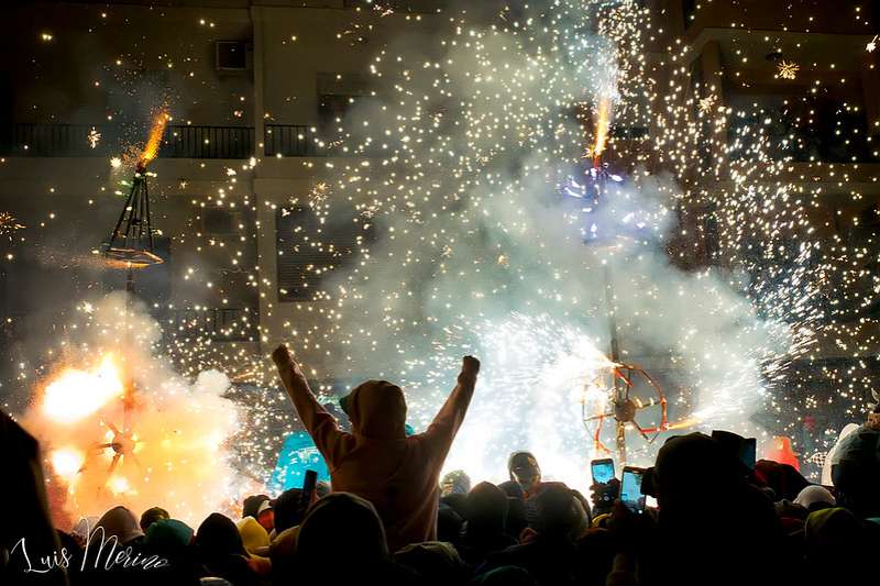 Un correfocs celebrado en La Pobla de Farnals. EPDA
