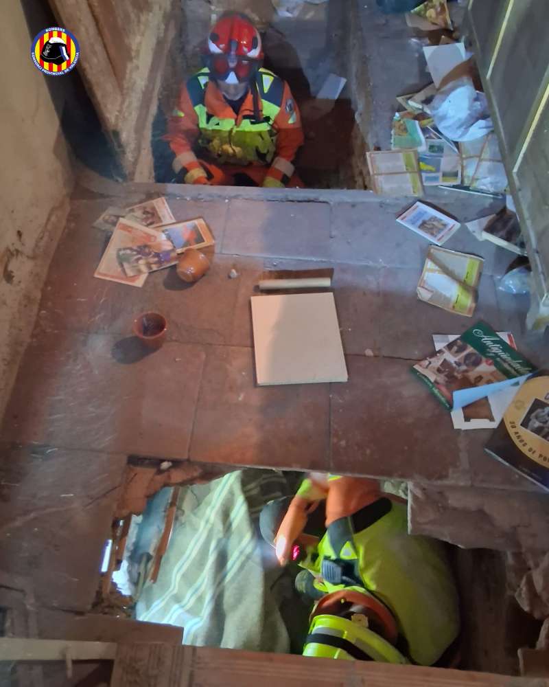 Una imagen de la intervenci�n facilitada por los bomberos. EFEConsorcio Provincial
