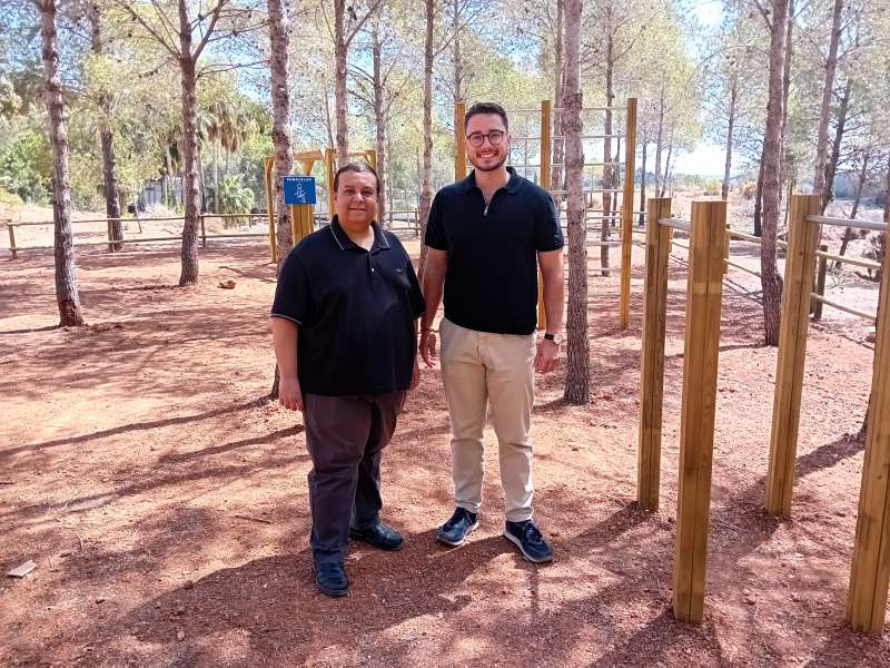 Visita al nuevo parque de calistenia de Pedralba. EPDA