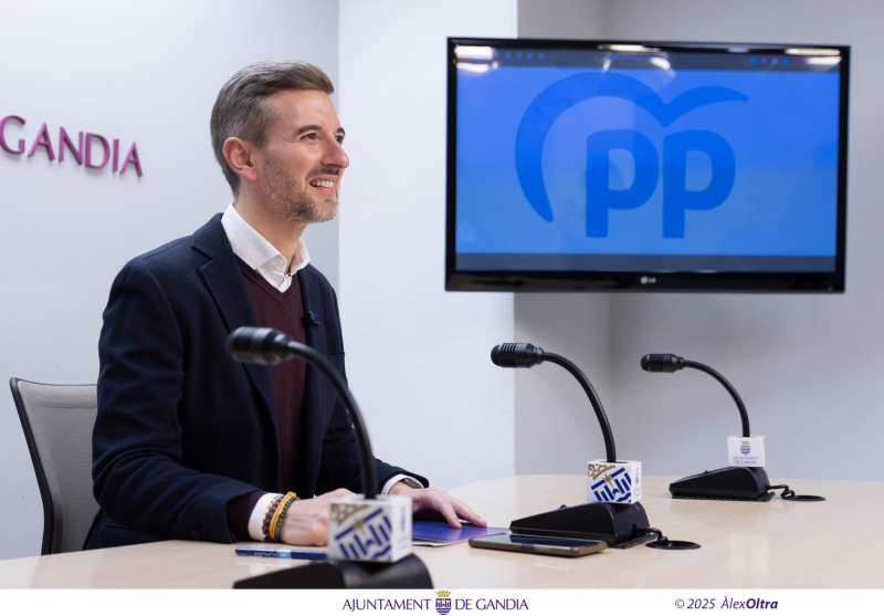 El portavoz del Grupo Municipal Popular de Gandia, V�ctor Soler.  EPDA