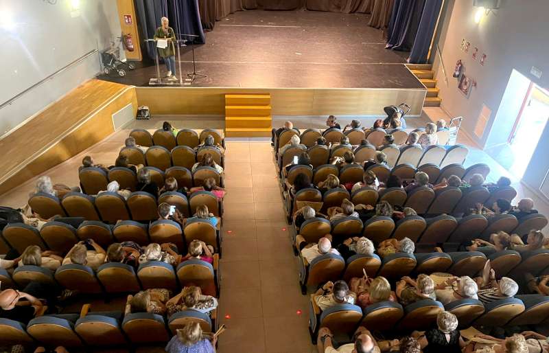 Asamblea Mayores.  EPDA