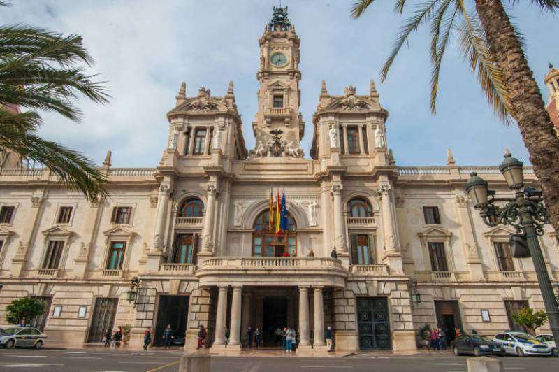 Fachada del ayuntamiento de Valencia. EPDA
