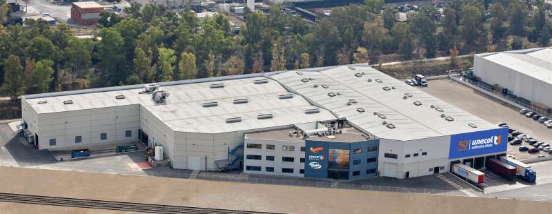 Imagen general de la fábrica de la empresa valenciana SuperTite facilitada por la compañía. EFE.