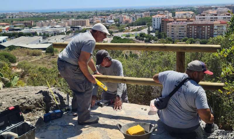 Treballadors a Gandia.  EPDA