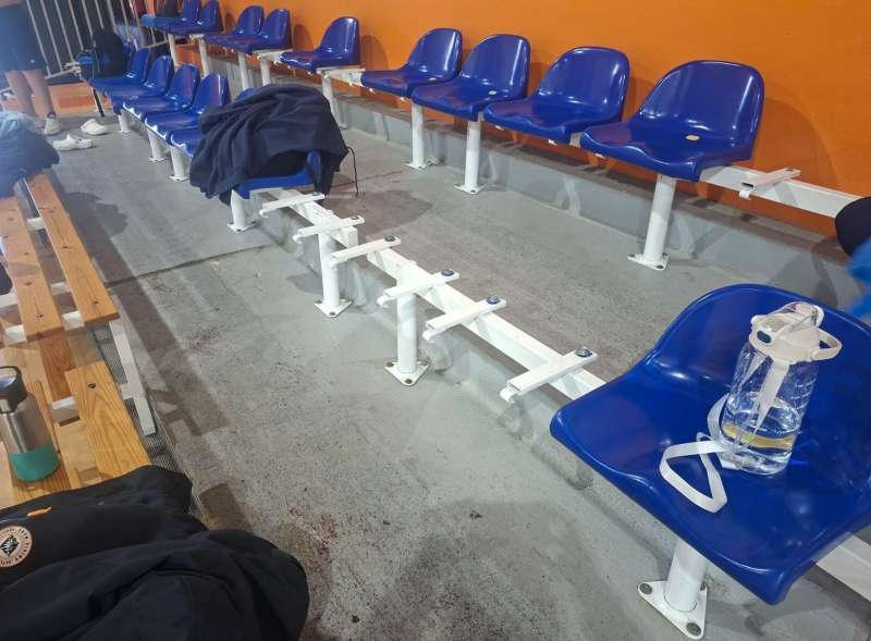 Estado de los asientos en el pabell�n de voley ball.  EPDA
