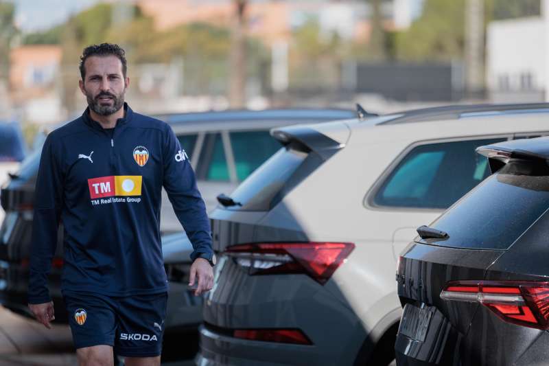 El entrenador del Valencia CF, Rubn Baraja, en una imagen reciente. EFEBiel Alio