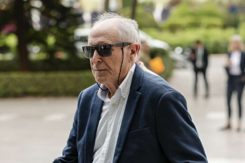 El exalcalde de Quartell y exvicepresidente de la Diputaci�n provincial, Francisco Huguet, a su llegada a la Audiencia de Valencia. EFEManuel Bruque
