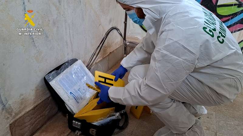 Cinco personas han sido detenidas en localidades de Valencia y Castell�n por un homicidio ocurrido en enero de 2025. EPDA