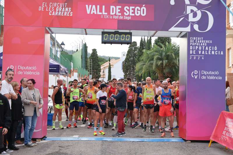 Salida de la carrera de este sbado.  D. VALENCIA