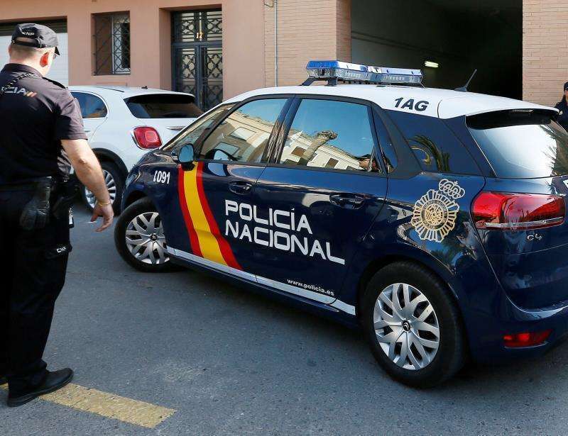 Un vehículo de policía. /EPDA