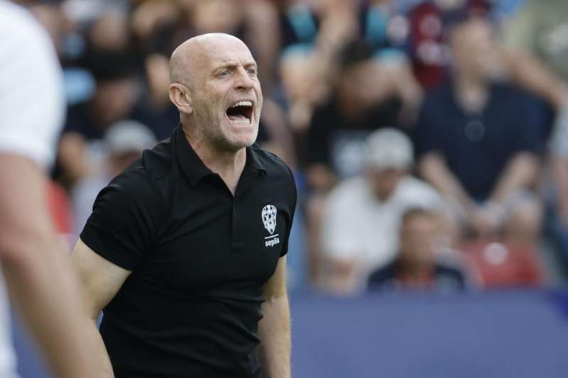 El entrenador del Levante Julin Calero. EFE Archivo