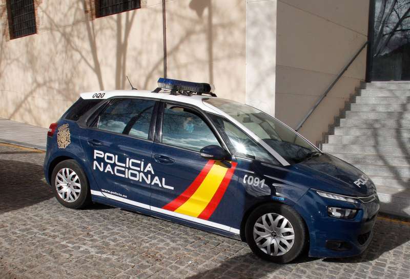 Un vehículo de la Policía Nacional a su llegad a un juzgado. /EFE /Morell