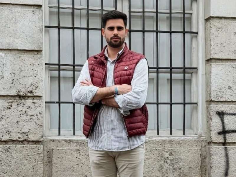 El presidente de las juventudes de Lo Rat Penat, Ivan Alca�iz. EPDA