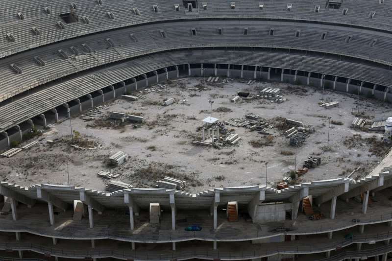 Vista general del Nou Mestalla, con las obras paradas. EFEKai FrsterlingArchivo
