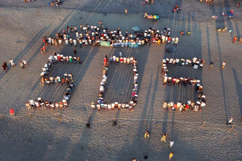 SOS en la arena de las Playas de Sagunto. /EPDA