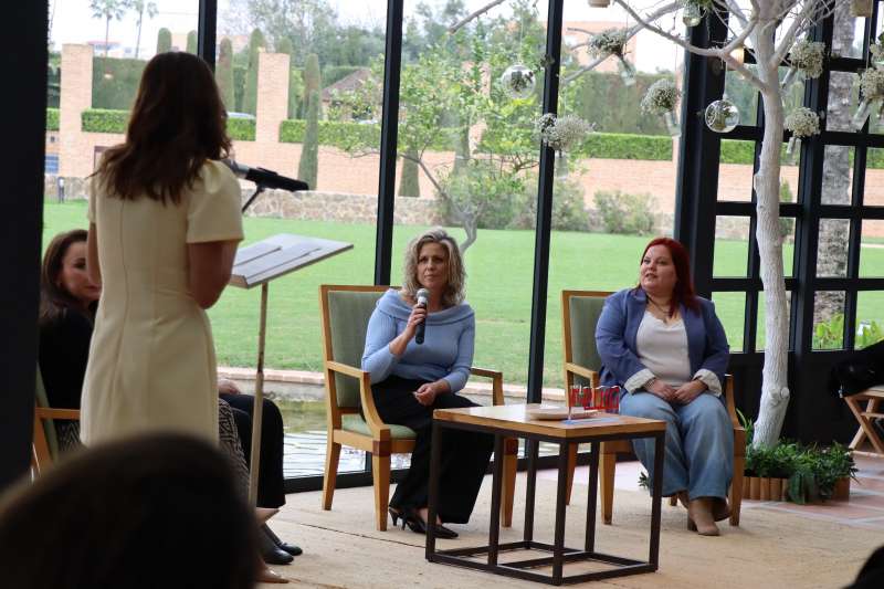 Un momento de la charla con wedding planers.  EPDA