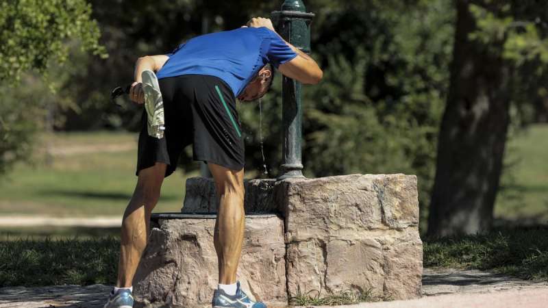 Imagen de recurso de un corredor bajo una ola de calor | EPDA