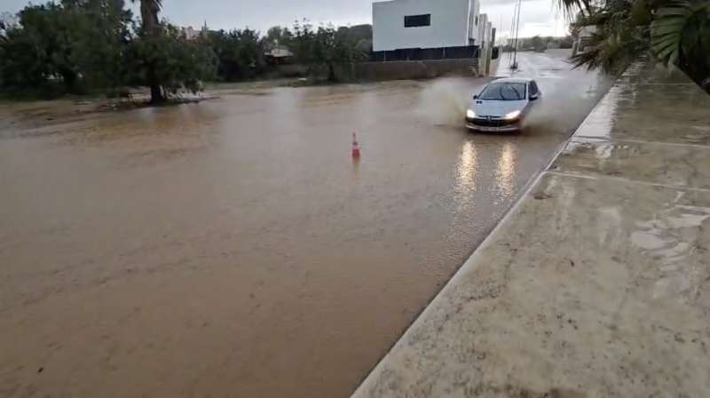 Inundacions en Sant Antoni de Benaixeve.EPDA