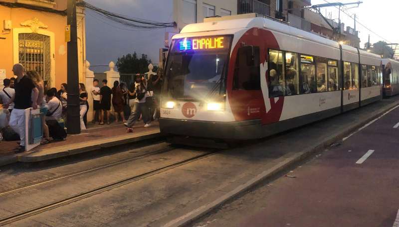 Uno de los trenes de la Lnea 4. EPDA