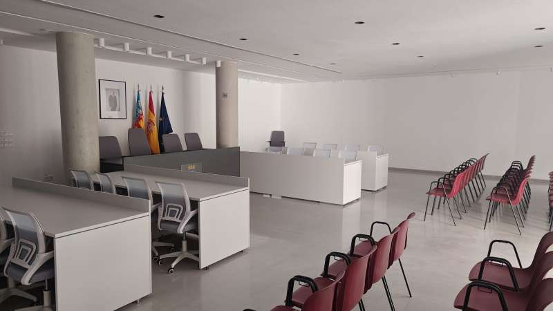 Aix� ha quedat el nou sal� de plens de Sedav�.EPDA