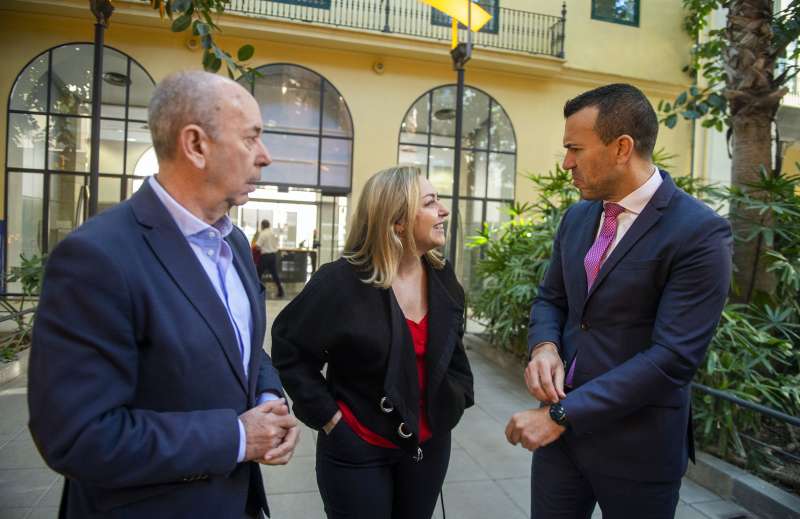 El president Vicent Momp i la vicepresidenta primera Natlia Enguix destaquen la coordinaci institucional per a garantir la recuperaci dels servicis essencials desprs de la riuada.EPDA