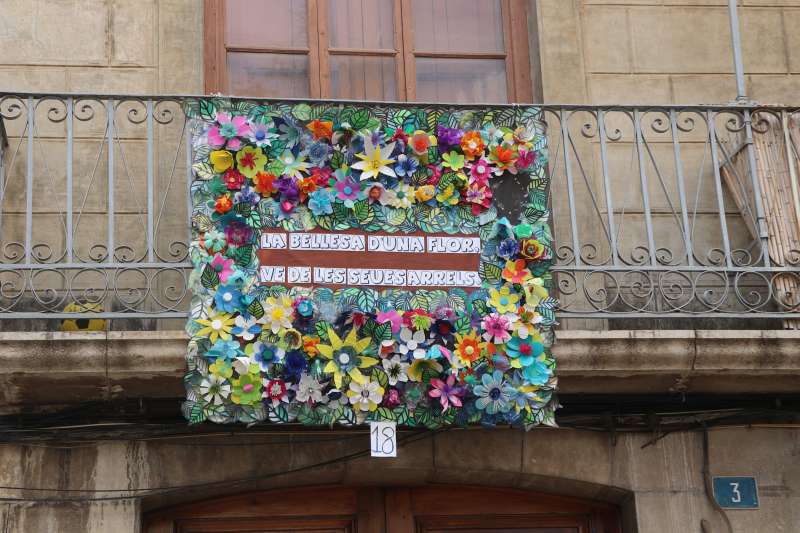 Balconada guanyadora al BALCOnejARTe 2025 de Llria.jpg
