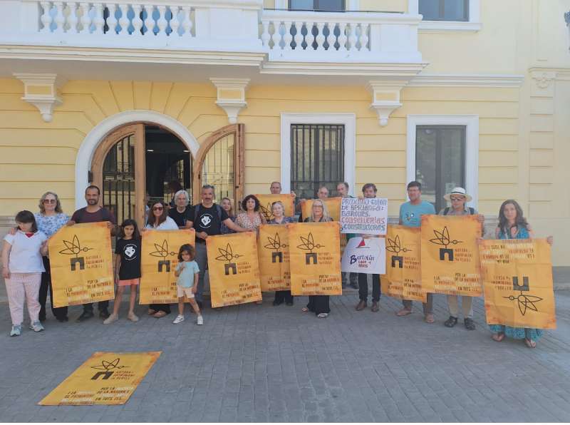 Una manifestacin en protesta por la destruccin de patrimonio. EPDA
