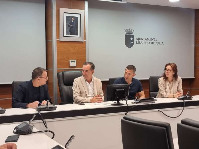 Presentacin del nuevo Grado Superior de Transporte y Logstica en Riba-roja. EPDA