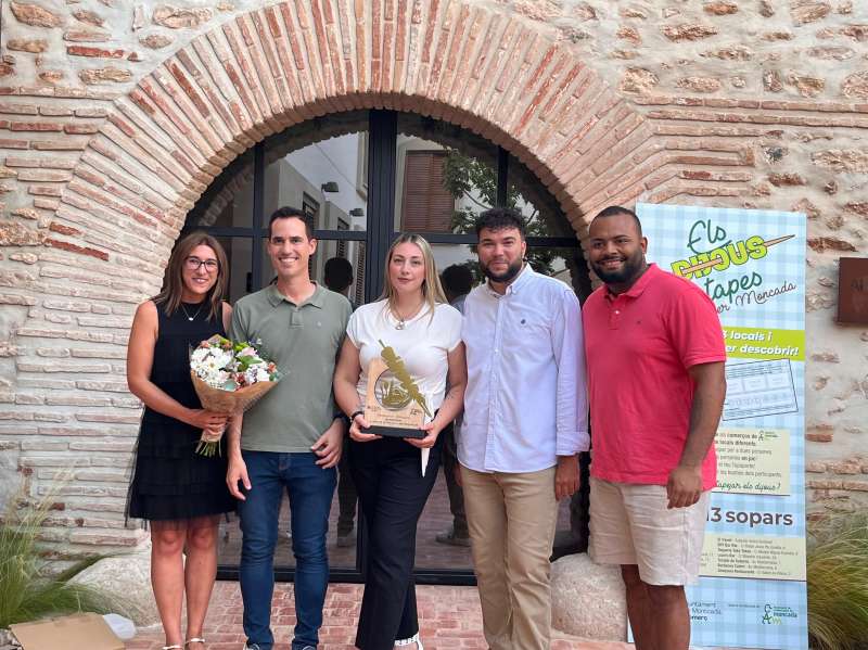 El restaurant Almazara rep el primer premi. EPDA
