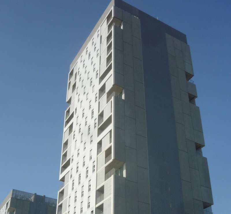 Edificio de viviendas en proceso de adjudicacin.  EPDA 