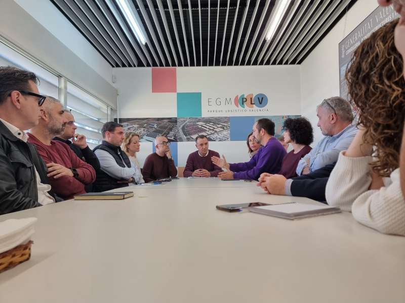 Reunin entre los representantes de Quart de Poblet, Aldaia, Riba-roja, Loriguilla, Xirivella, Alaqus y Cheste. EPDA