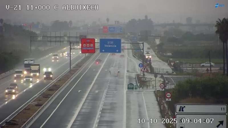 Con lluvia hay que extremar las precuaciones. EPDA