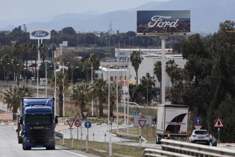 La planta de Ford Almussafes, sin saber qu� pasar� en el futuro.  Foto: EFE