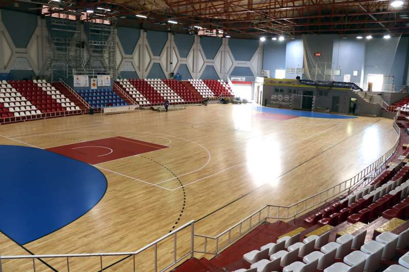 Nou parquet en el Pavell del Poliesportiu Municipal de Sagunt.EPDA