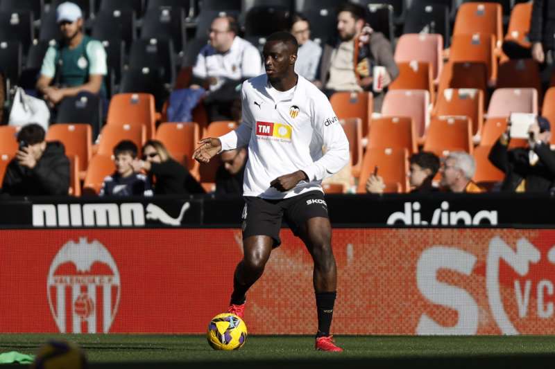 El defensa guineano del Valencia Mouctar Diakhaby EFE