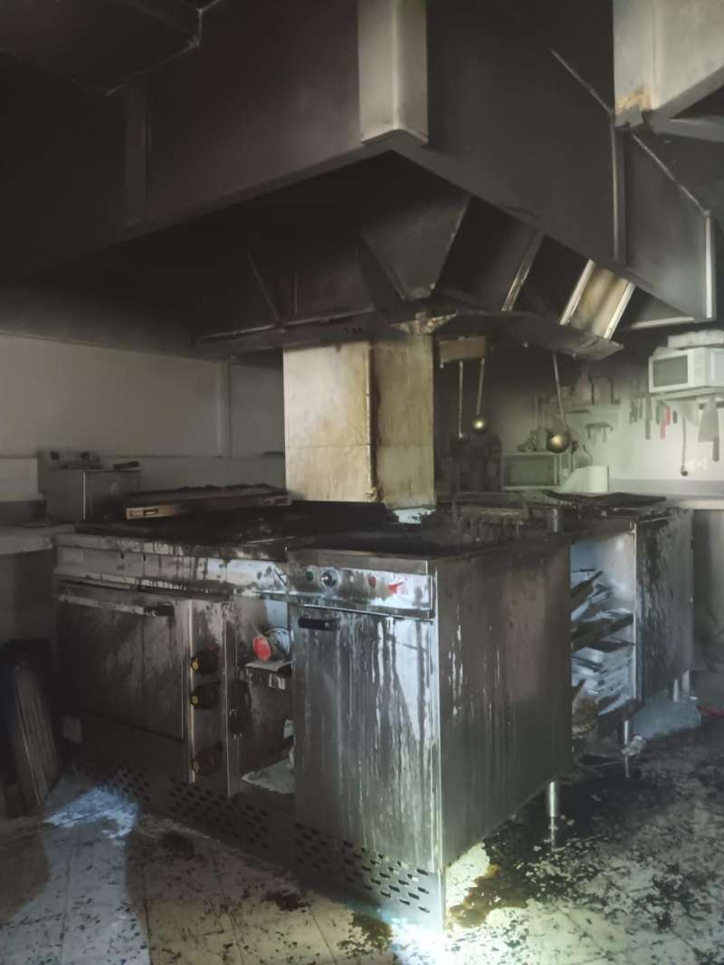 Imagen de la cocina incendiada del hotel. EFEAyuntamiento de Valncia