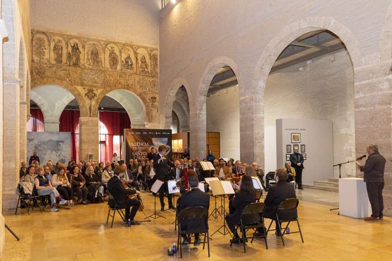 Concierto en el Centro de Recepci�n del Visitante del Santo C�liz.  EPDA