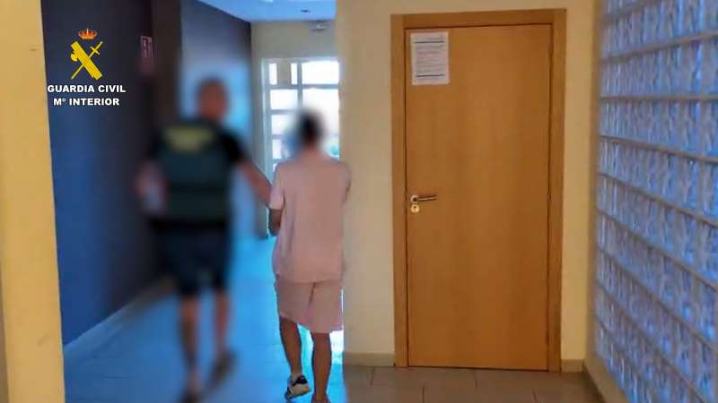 Tres personas han sido detenidas en colaboracin con la Polica Local de Villamarxant 