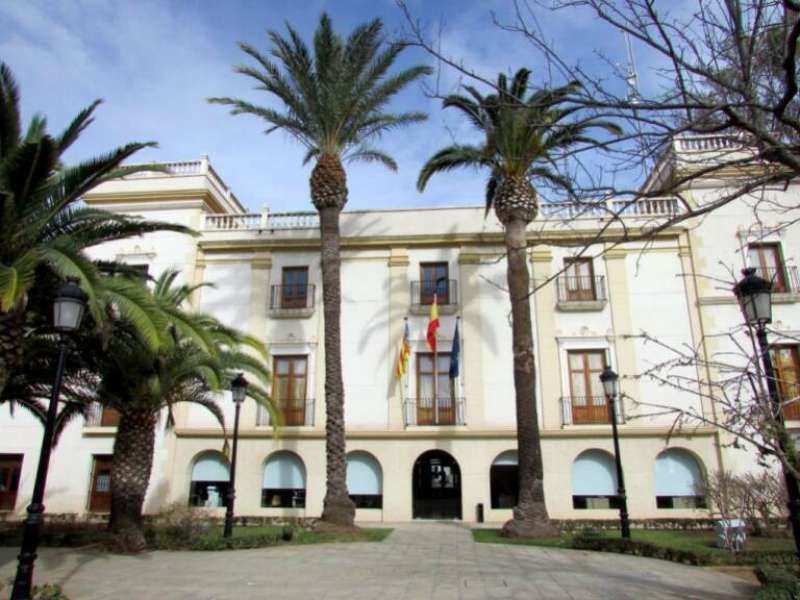 La fachada del ayuntamiento. EPDA